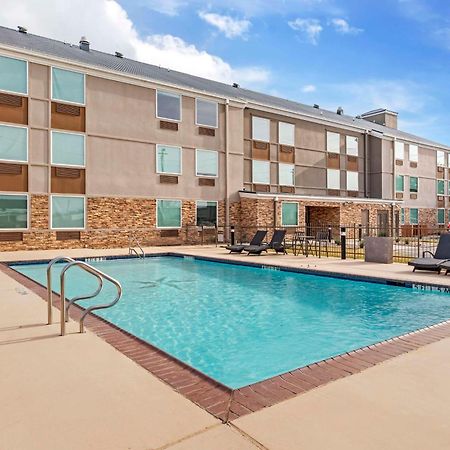 Best Western Plus Riata Hotel Brownwood Exterior foto