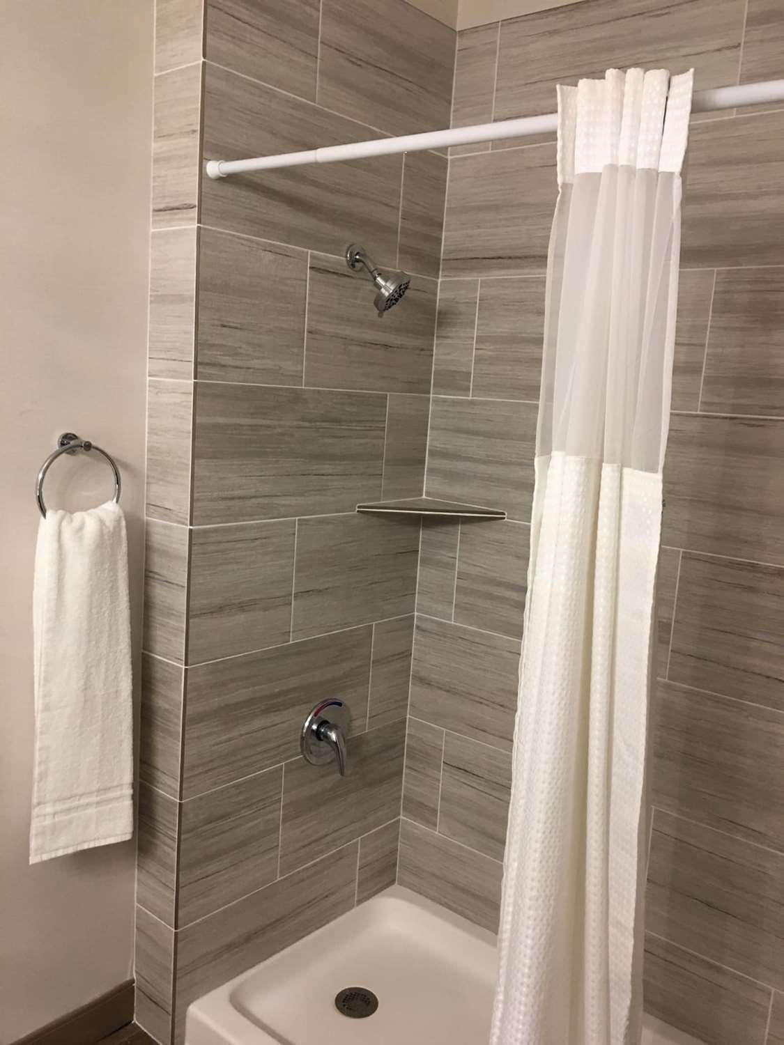 Best Western Plus Riata Hotel Brownwood Exterior foto